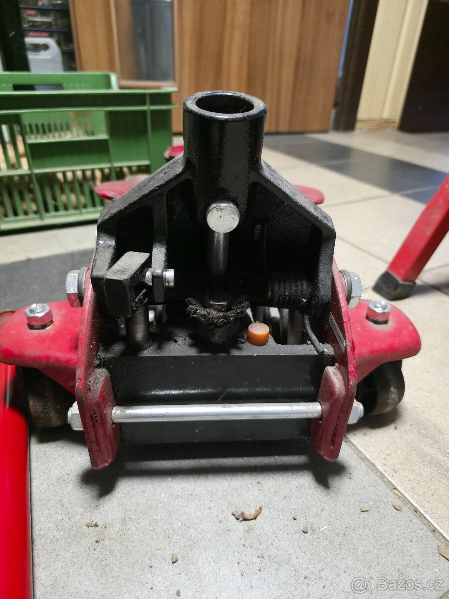 Hydraulický zvedák 3t - 3