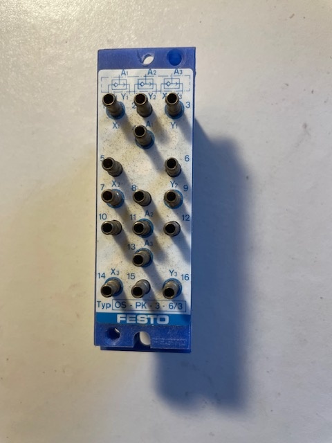 Pneumatický blok FESTO - 3