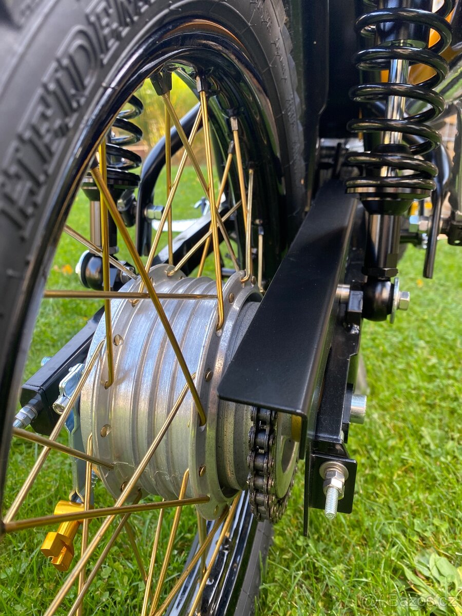 Kryt řetězu Simson - 3