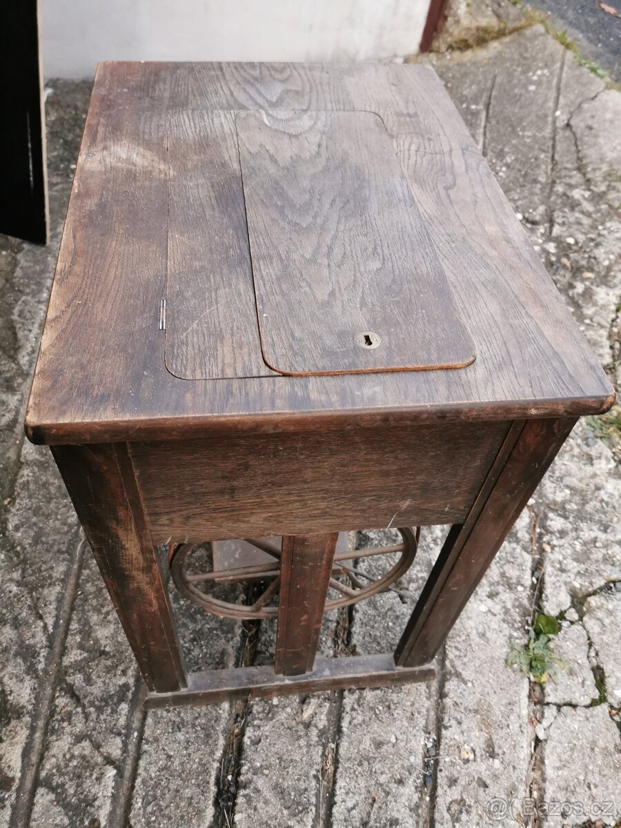 Šicí stroj Kohler retro - 3