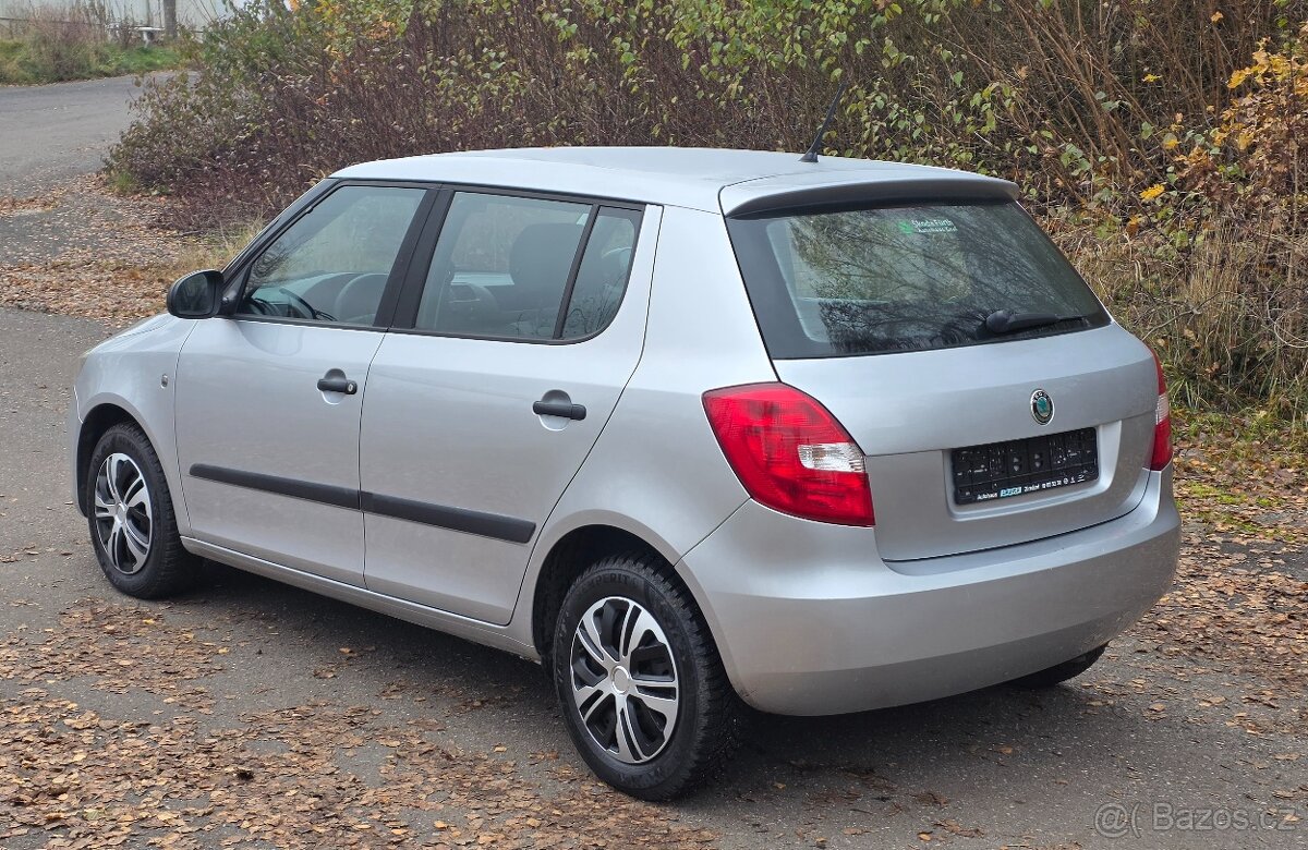 Skoda Fabia II, 1.2i 44kW, 2011, 122.300km - 3