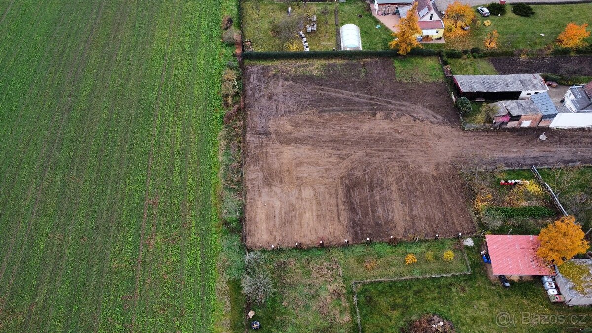 Stavební parcela 1382m - 3