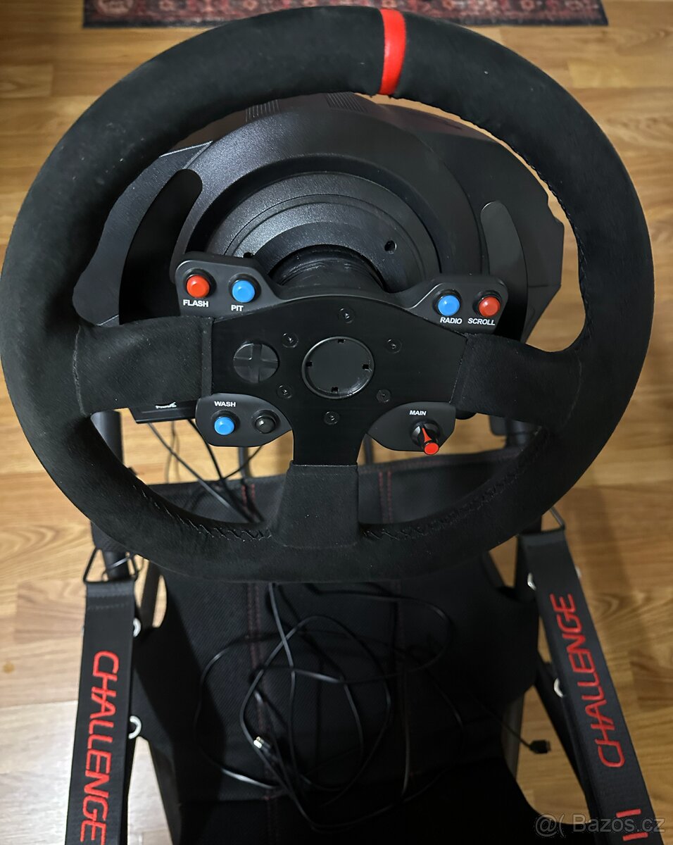 Volant Thrustmaster T300 a sedačka Playseat Challenge - 3