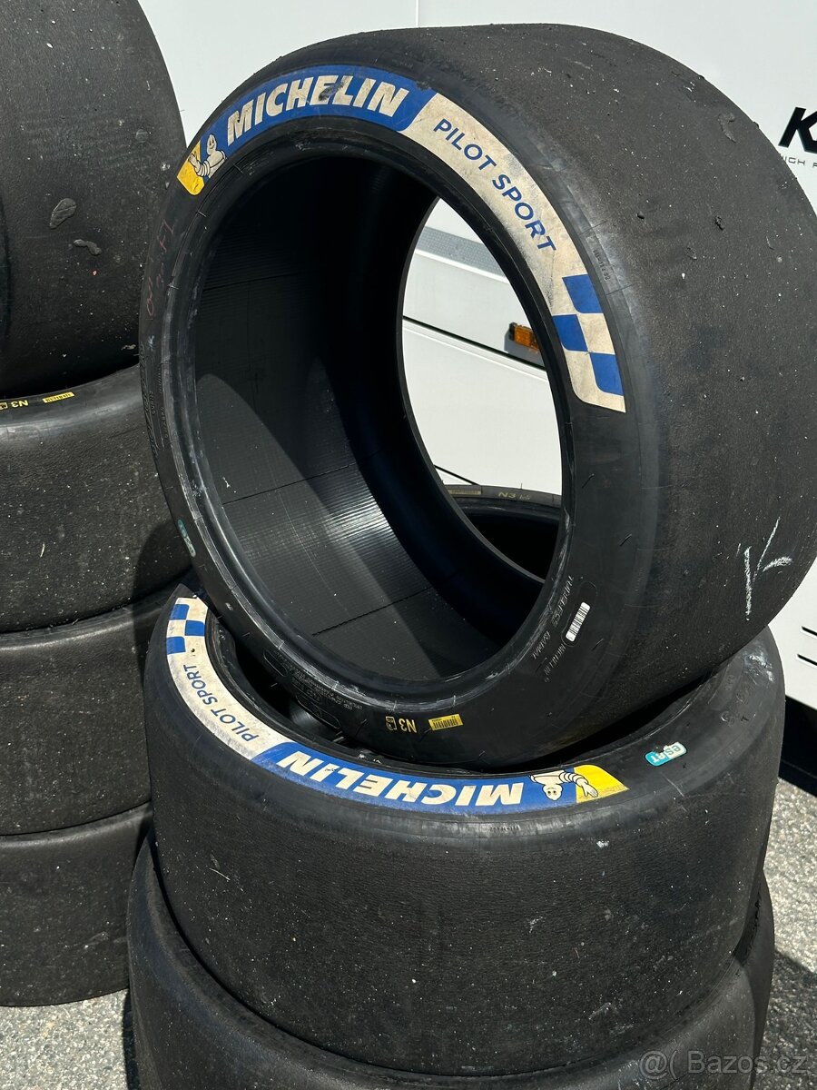Závodní pneu Michelin Pilot sport slicks - 3