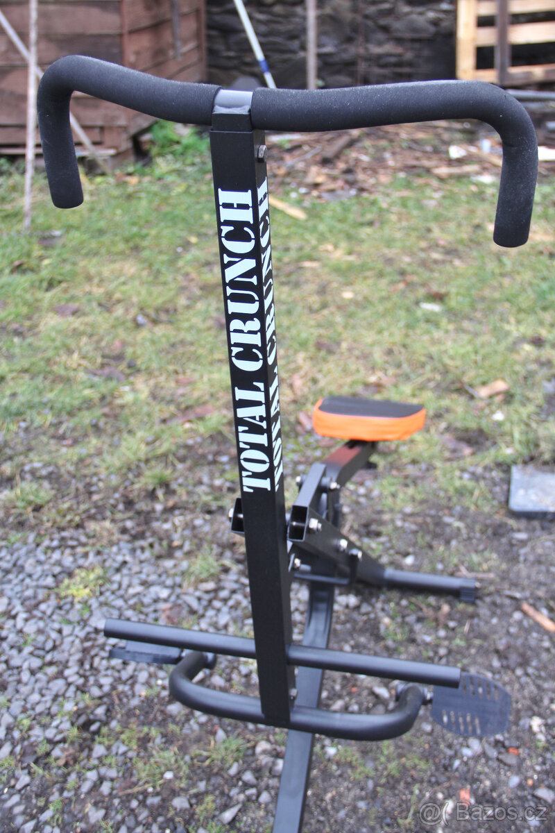 Posilovací stroj Total Crunch - 3