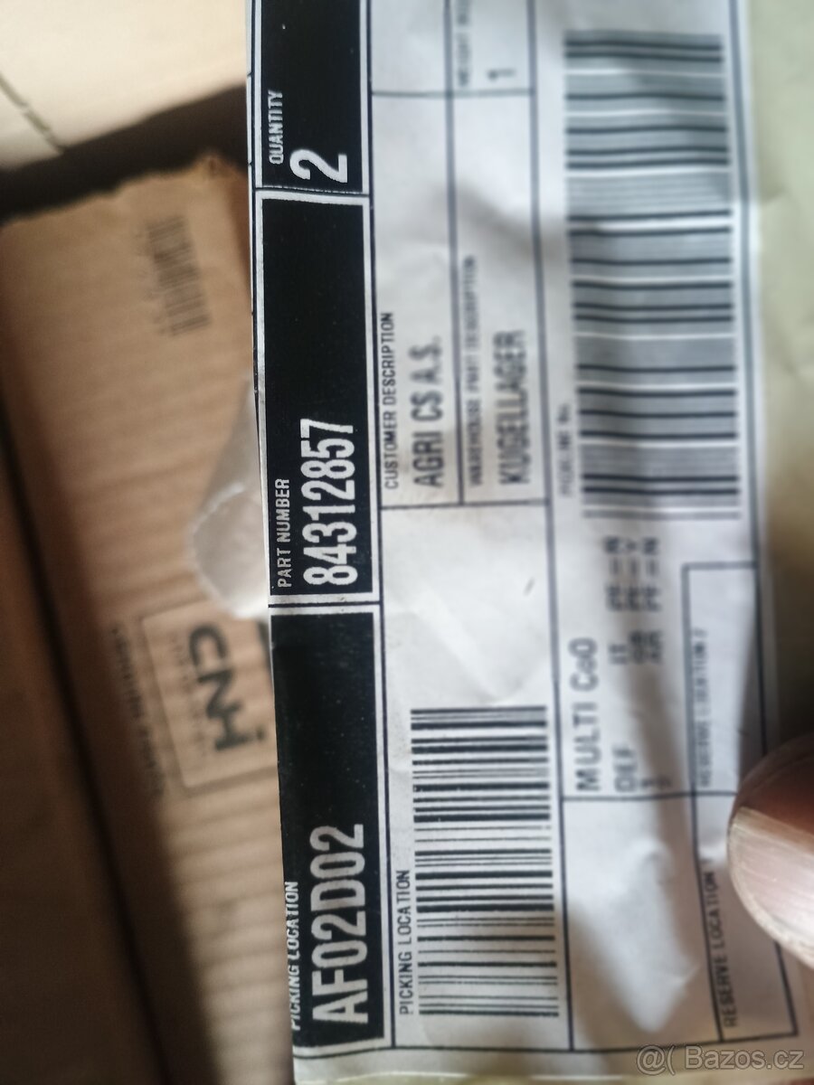 Sklízecí mlátička -kombajn CASE náhradní díly - 3