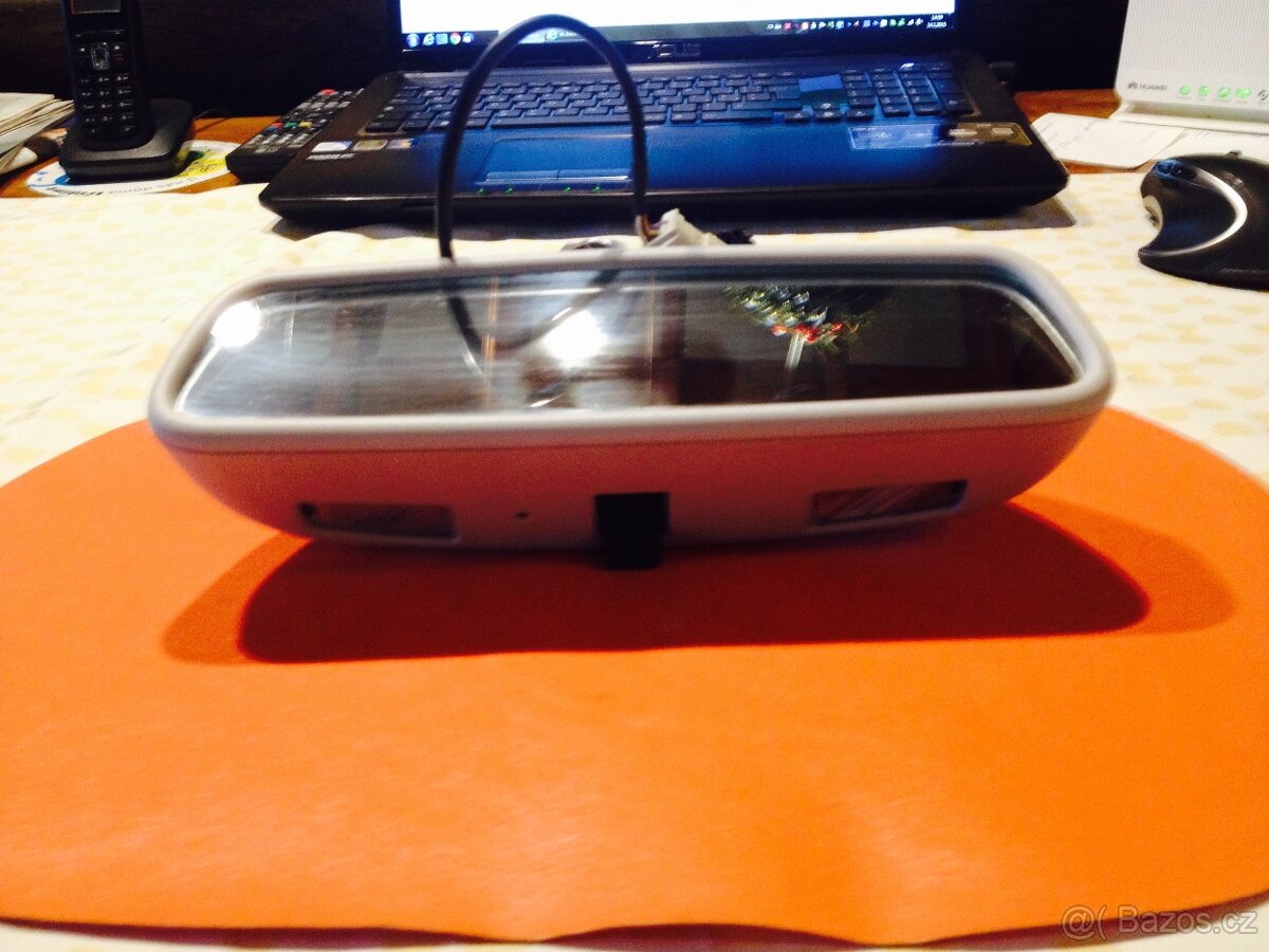 vnitřní zpětné zrcátko - 3