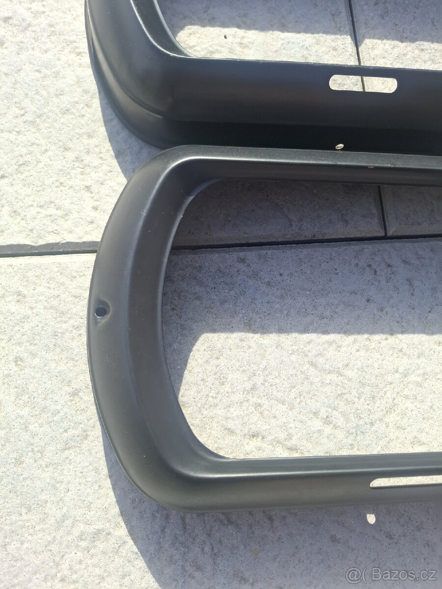 Kovové rámečky světel Škoda - 3