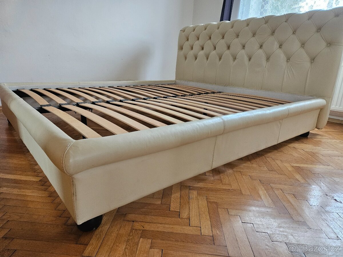 Čalouněná postel Simpo - 3