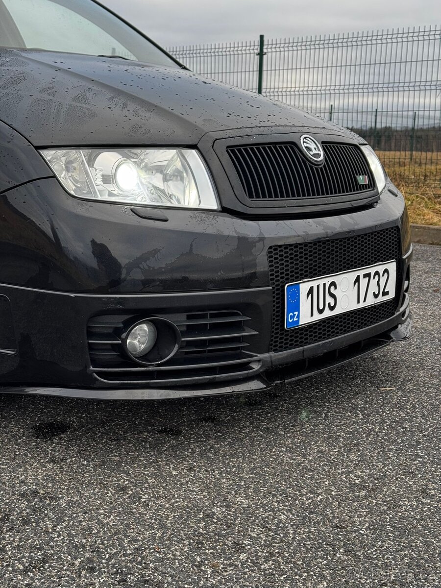 Cupra spoiler černý lesk - 3