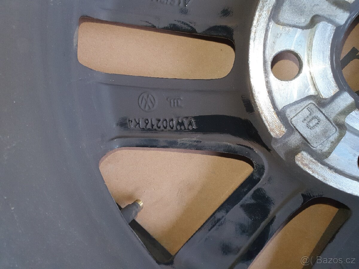 Poškozený elektron R16 - 3