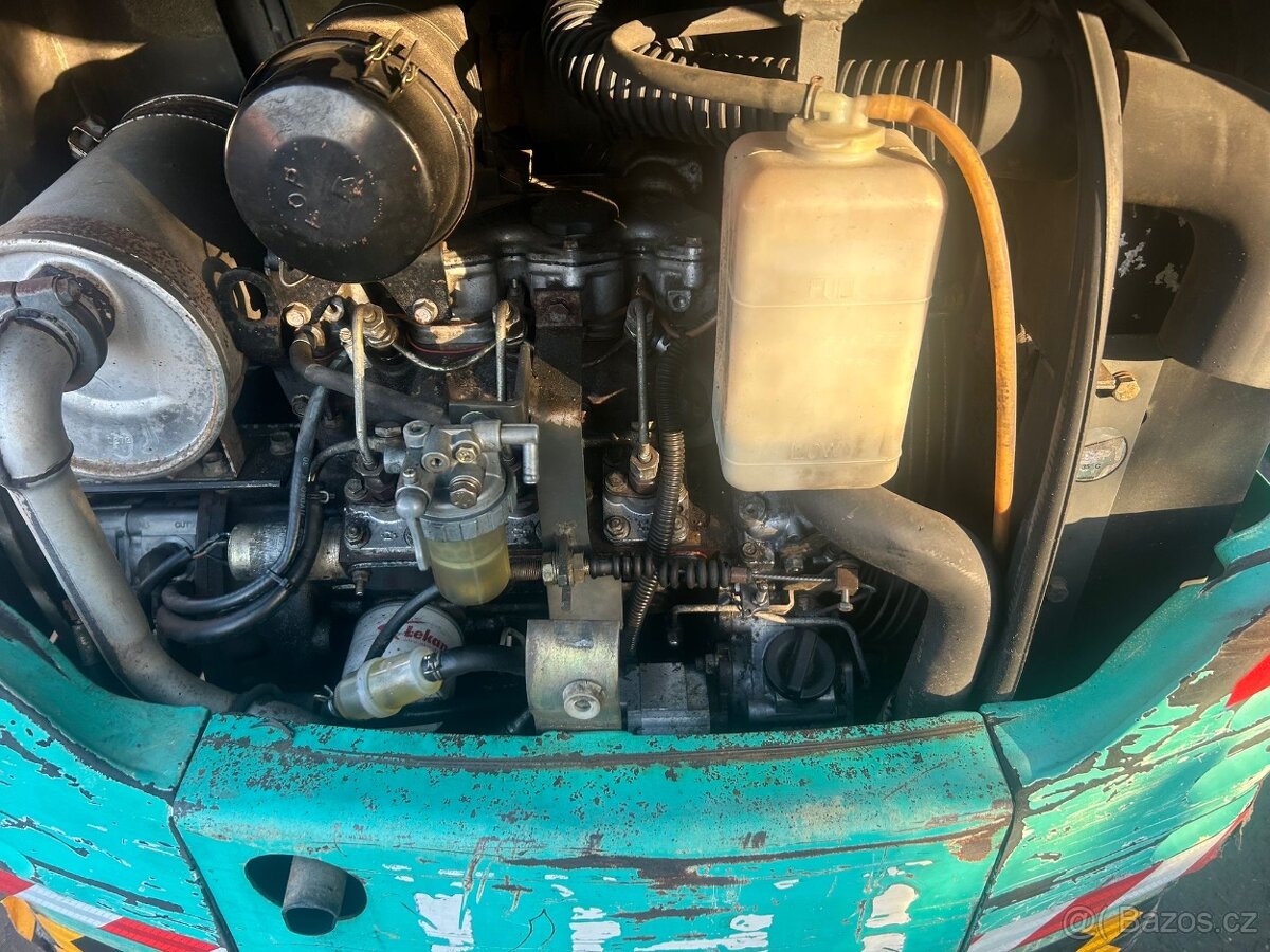 Ihi 15j Minibagr 1.5T + 2x lžíce - 3