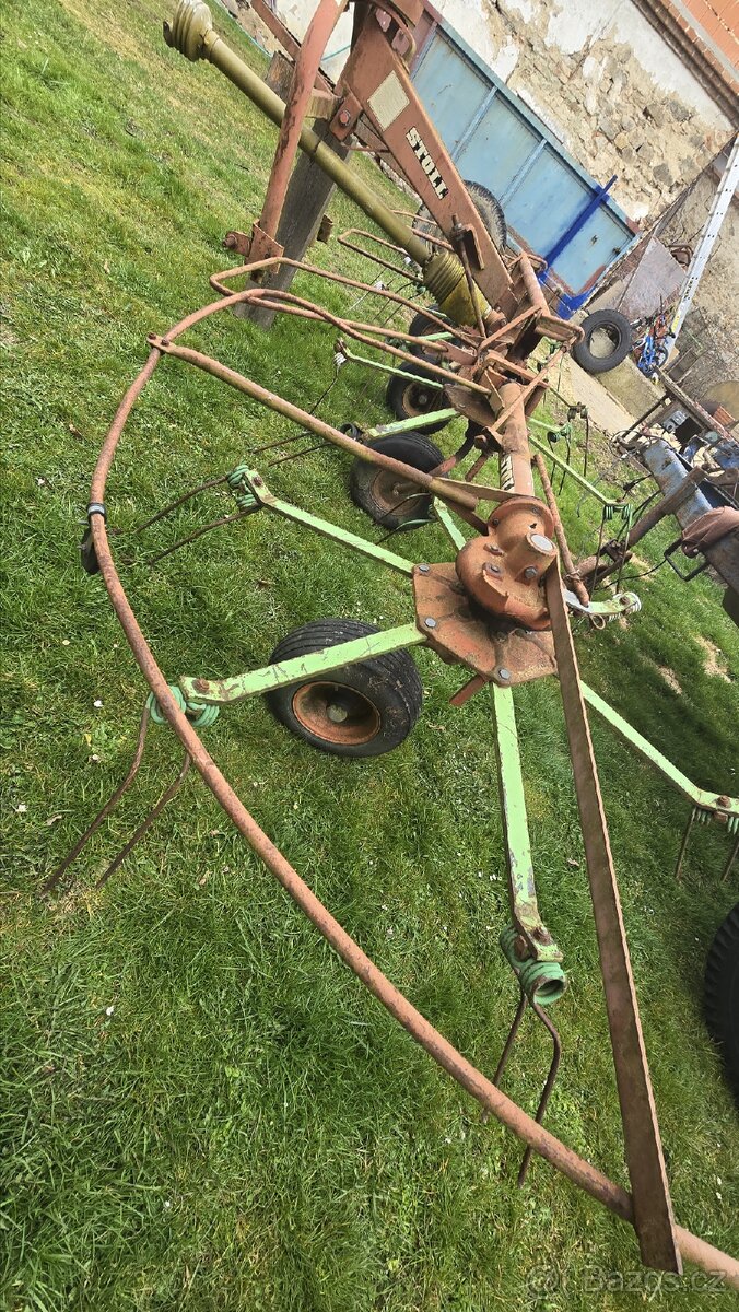 Obraceč sena 550 cm nesený - 3