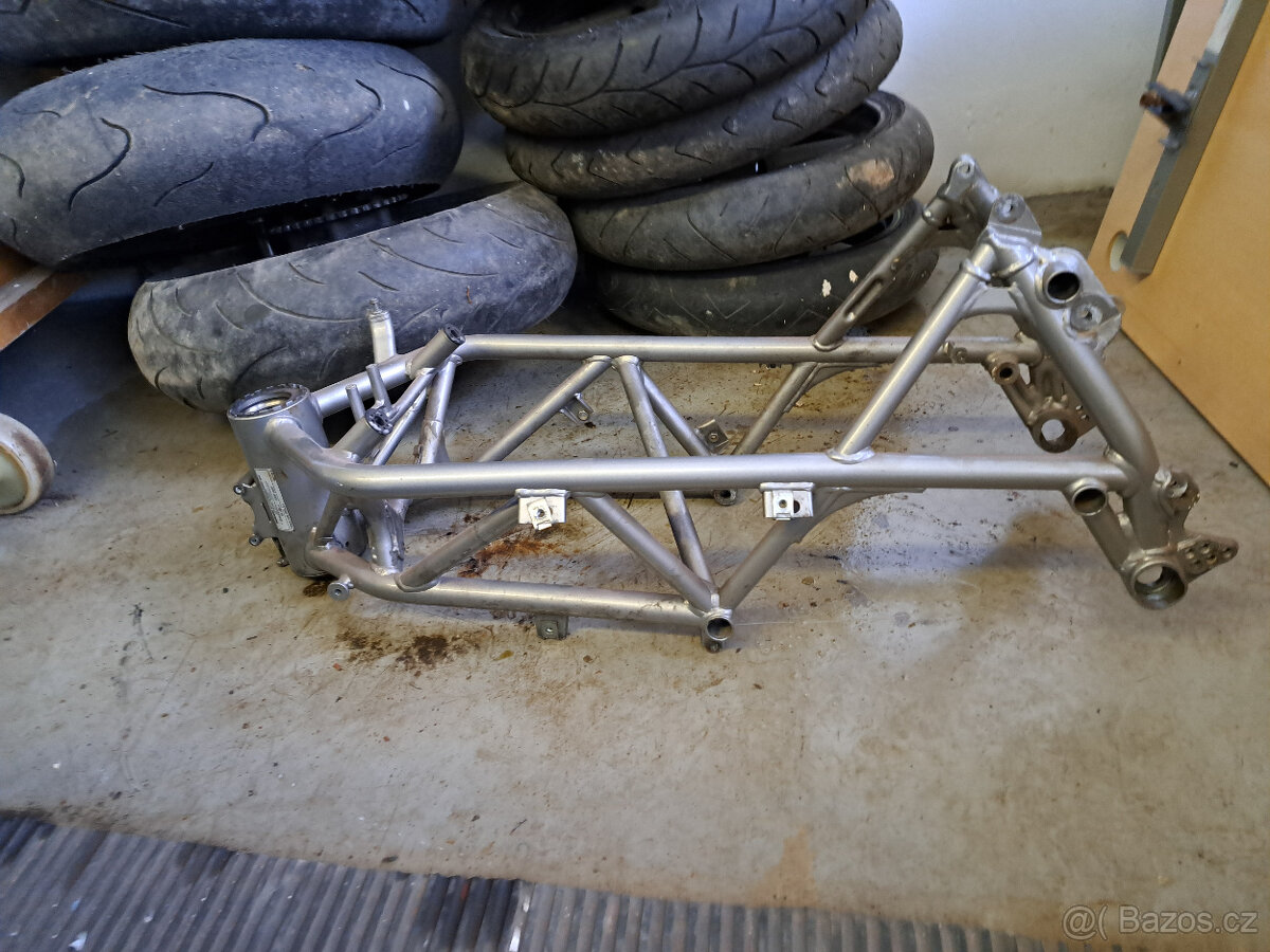 Rám Ducati 749s rok v. 2003 - 3