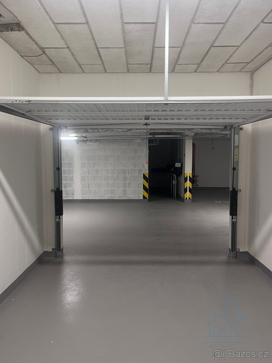 pronájem garáže/skladu - 3