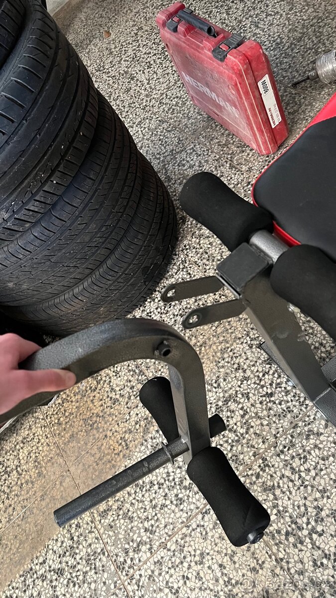 Lavice na benchpress - 3