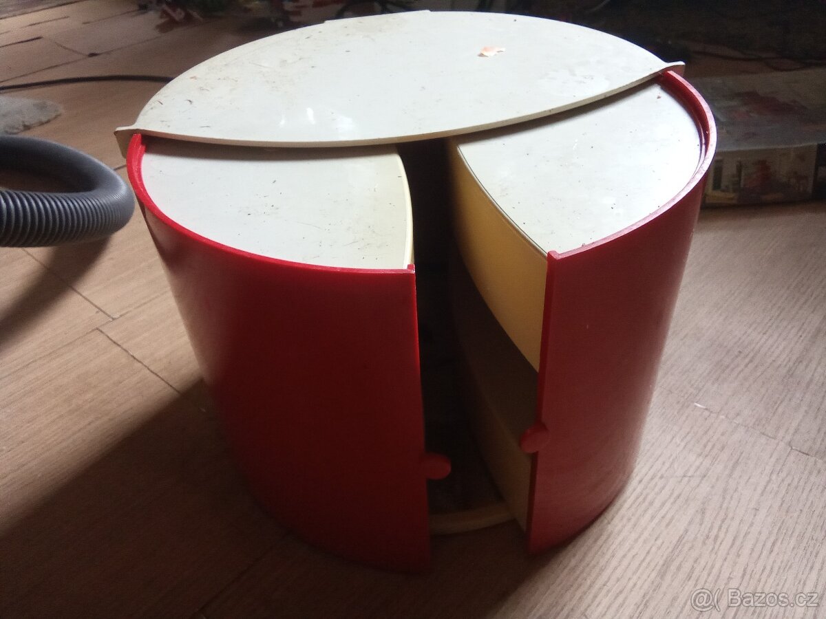 Prodám tuto retro skrinku - 3