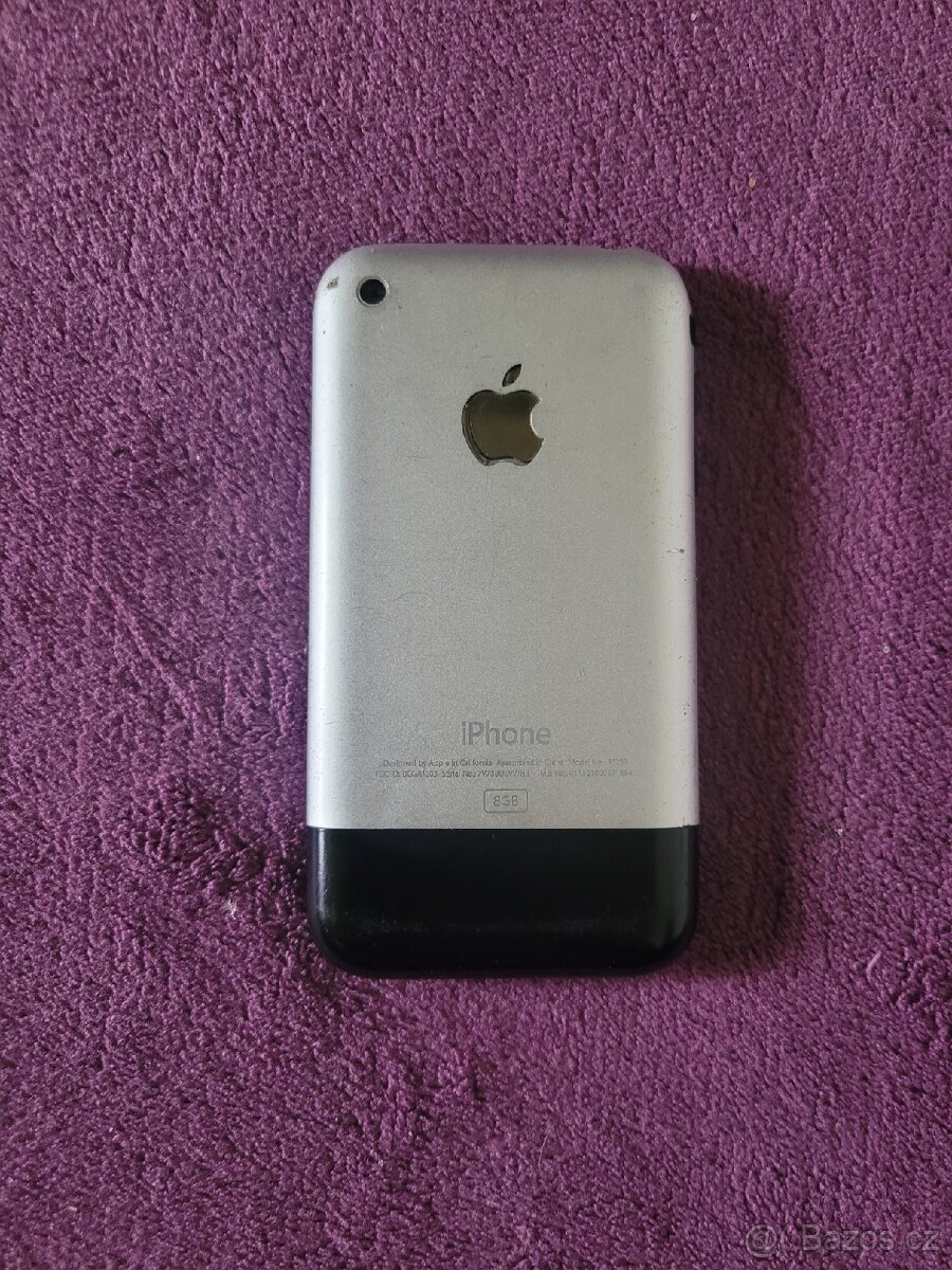 Apple iPhone 3 8gb - 3