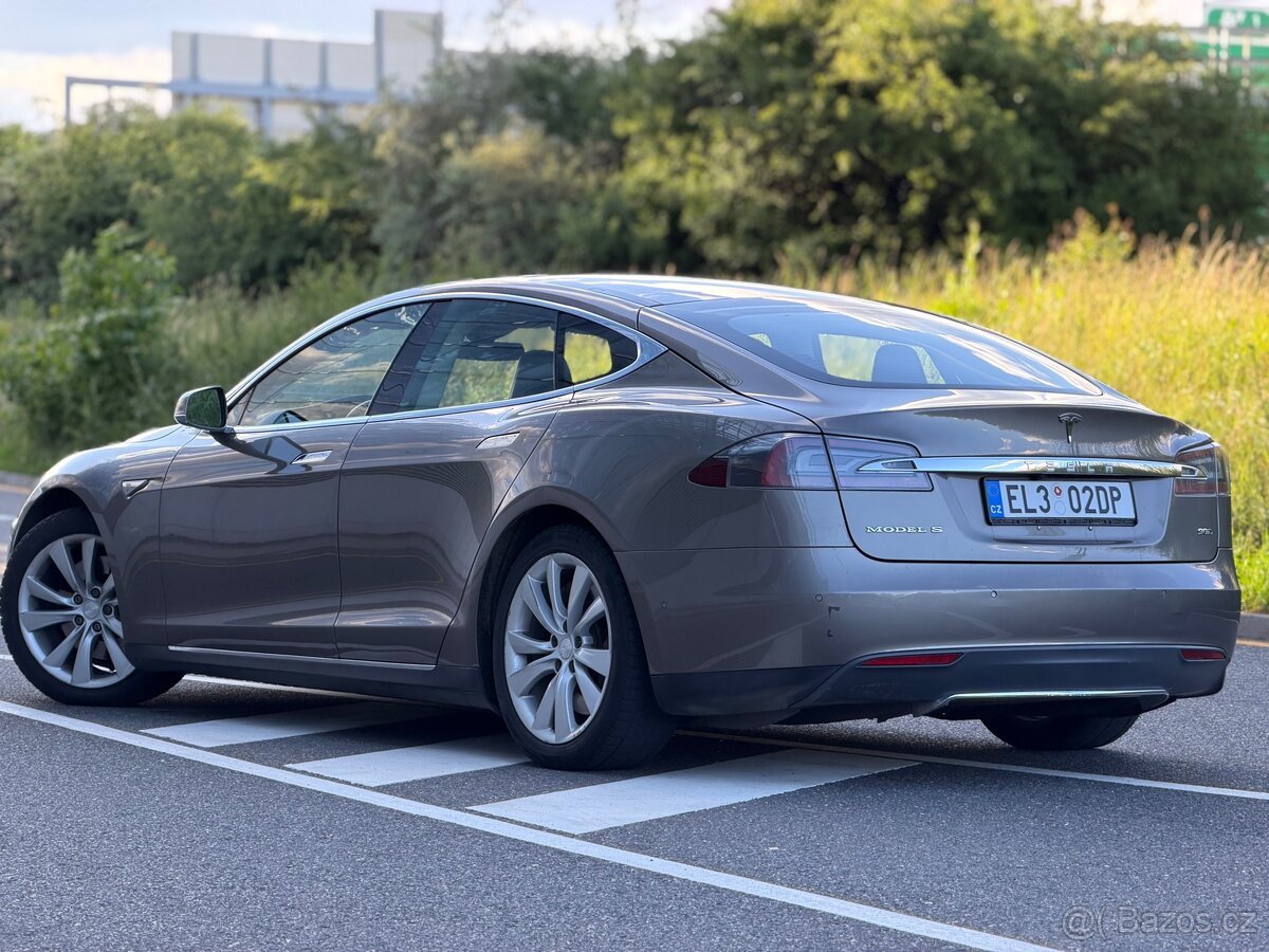 Tesla S90D🔋 - 3