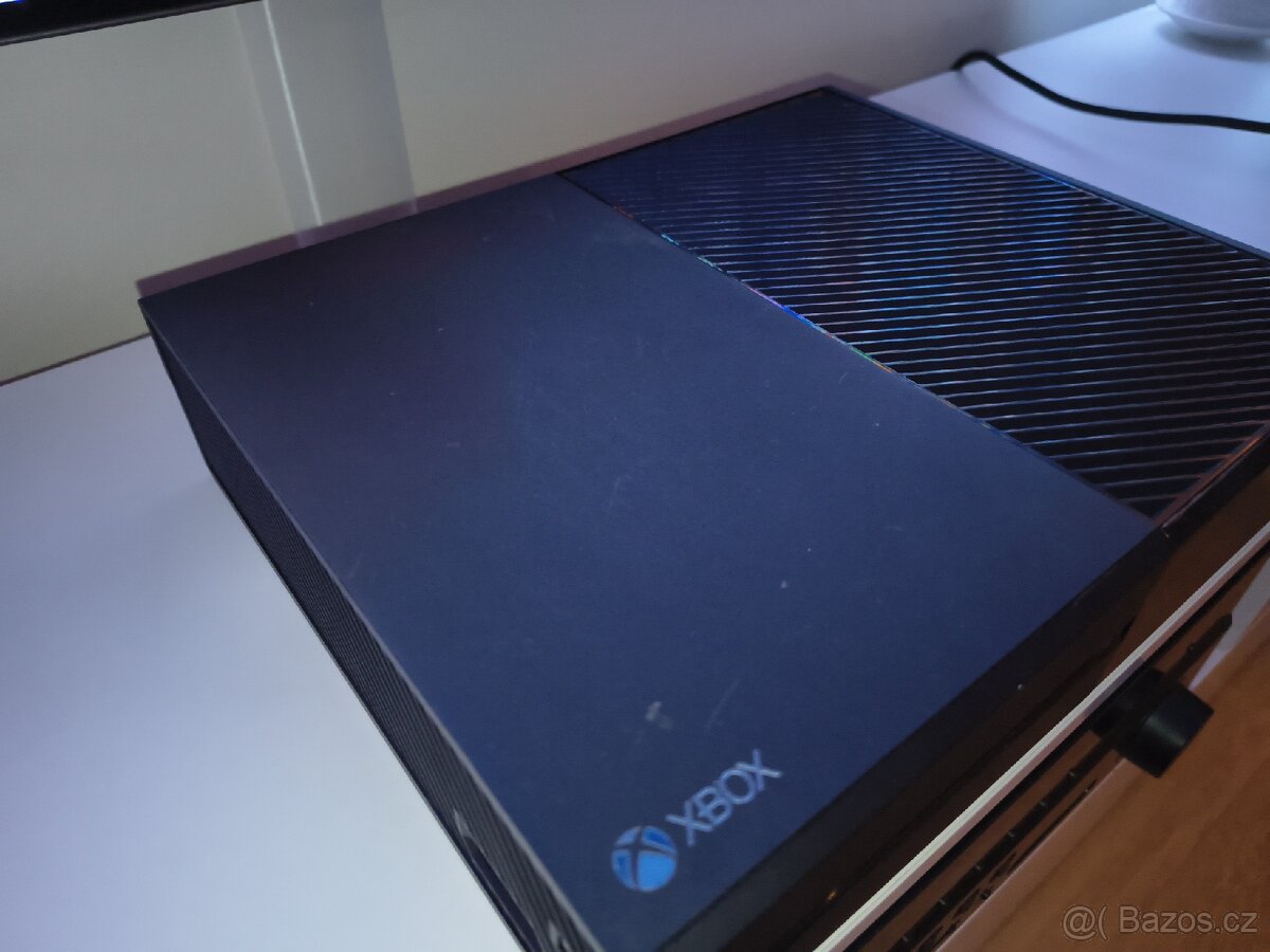 Xbox One x, ovladač series, hra - 3