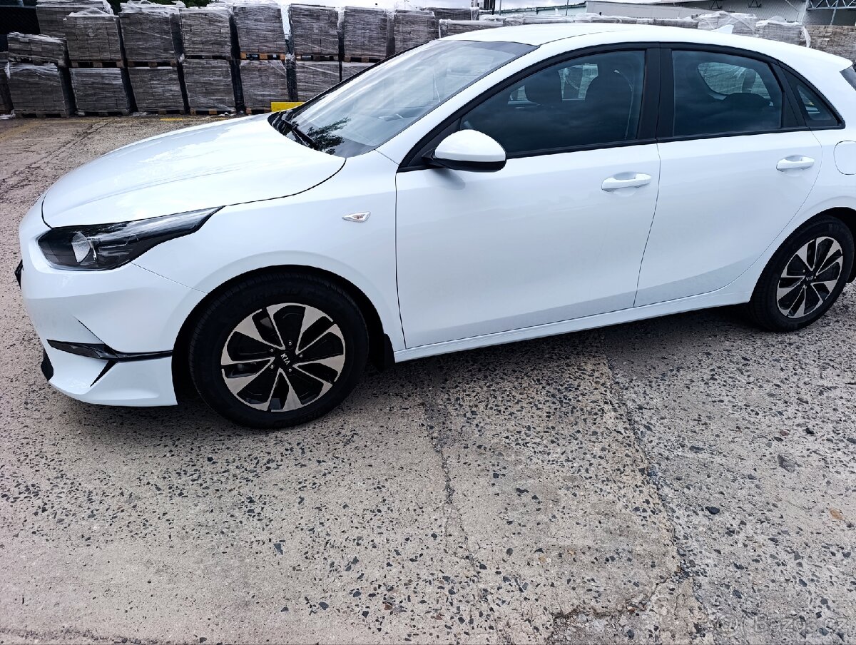 Prodám KIA CEED 2025 rok - 3