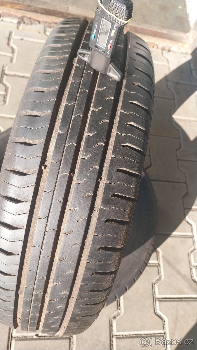 Prodám 2 x letní pneu Continental 165/60/15 - 3