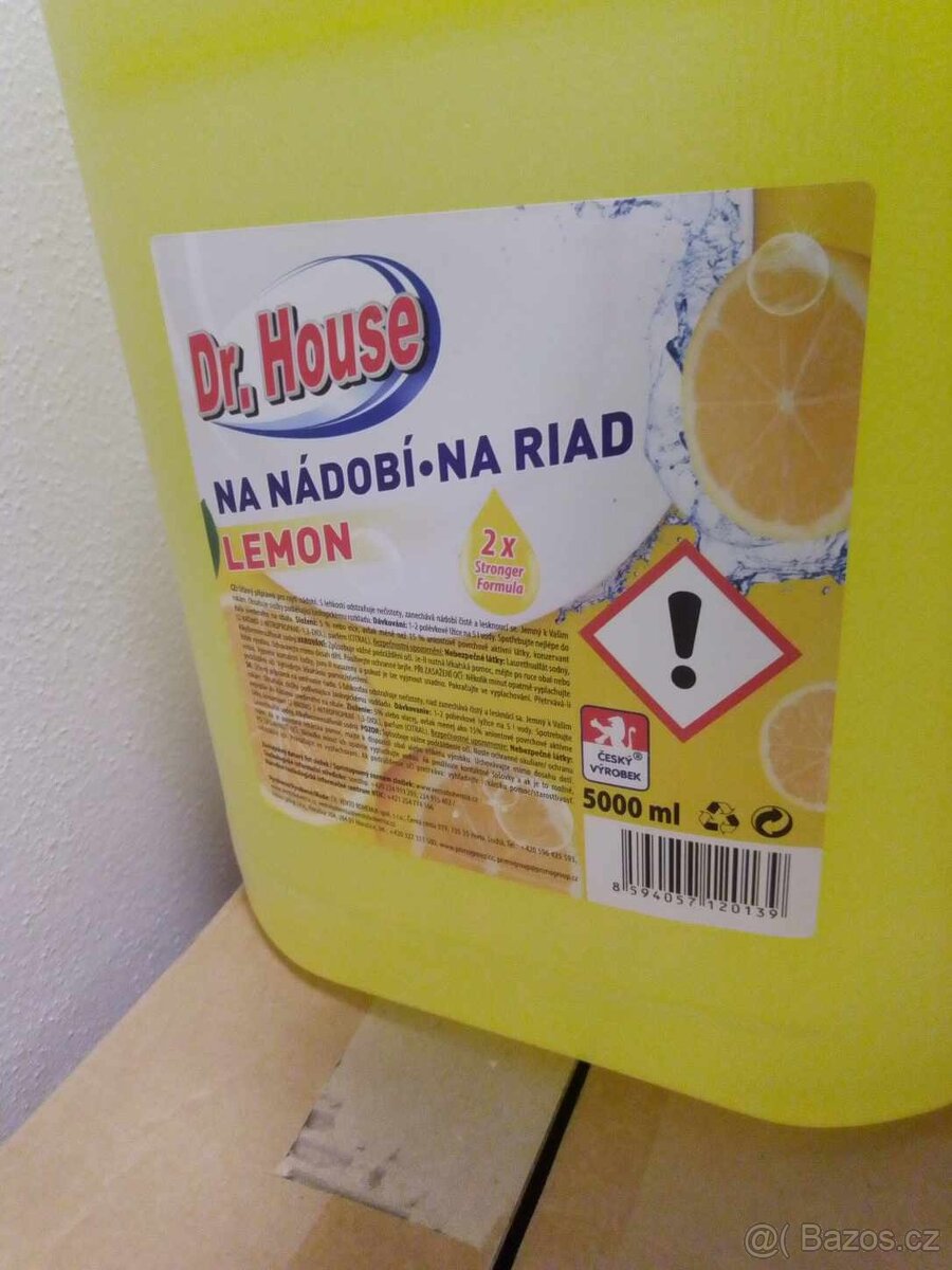 Čistící prostředky na umytí auto, obkladů, podlah a keramiky - 3