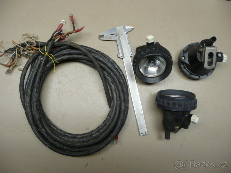 Hornická akumulátorová lampa - 3