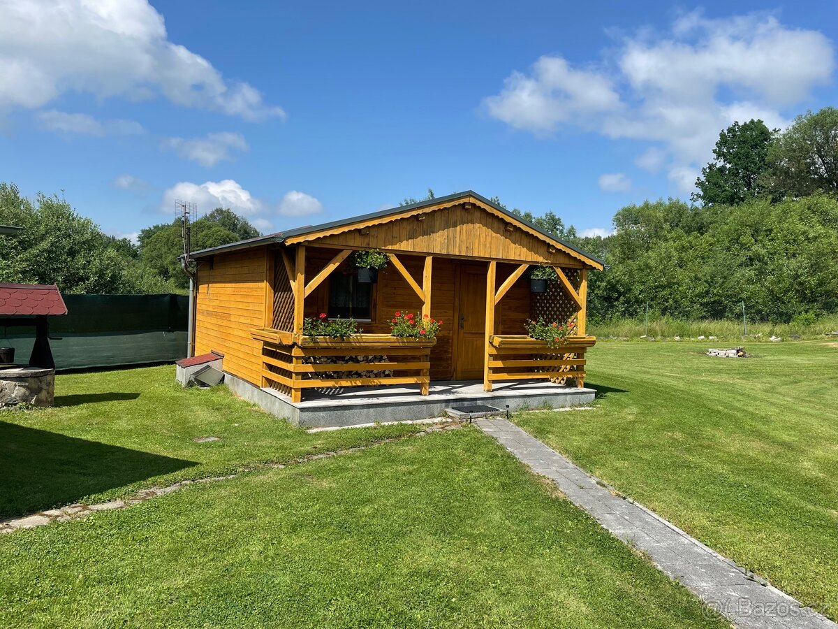 Prodej rodinné domu s chatkou a velkou zahradou - 3