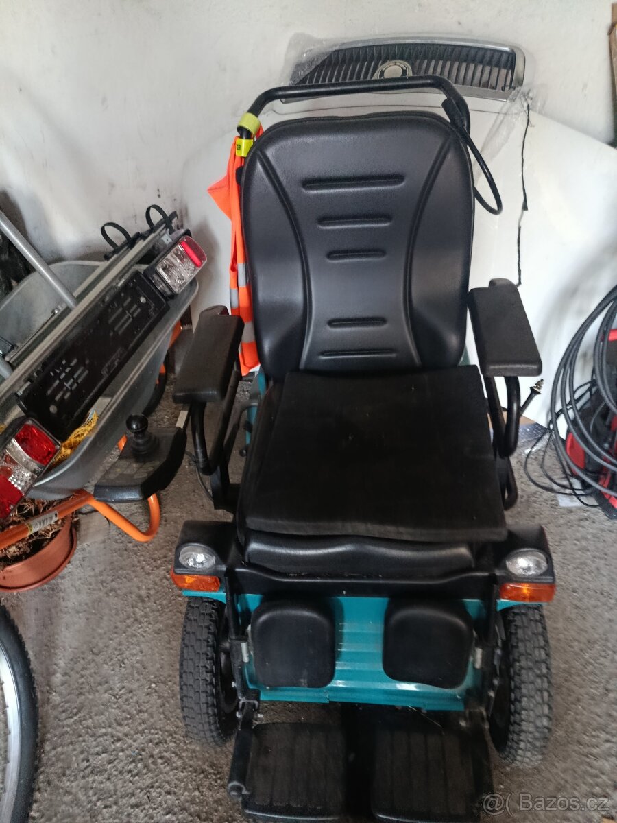 Elektrický invalidní vozík - 3