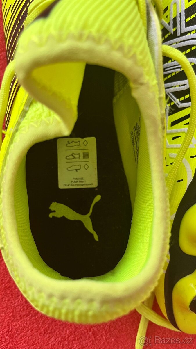 juniorské kopačky Puma Future Z 4.1 FG/AG EU40.5 - 3