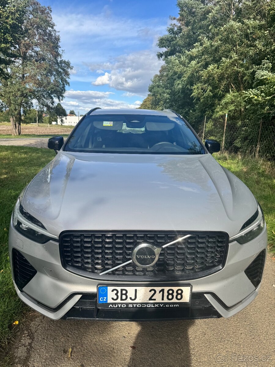 Volvo XC60, VOLVO XC60 B4 D PLUS DARK - 3