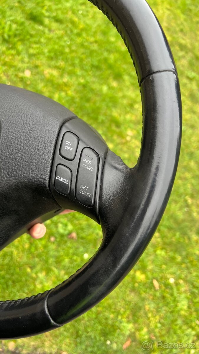 Kožený multifunkční volant Mazda 6 - 3