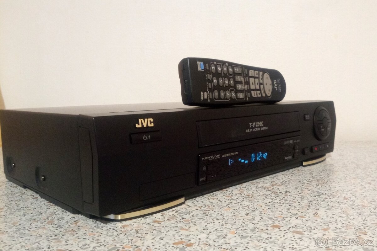 Videorekordér JVC HR-J672 - 3