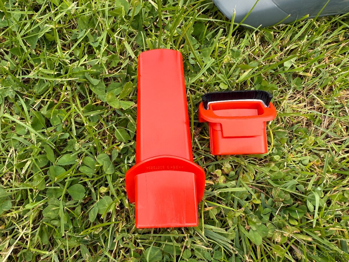 Vysavač Black & Decker - 3