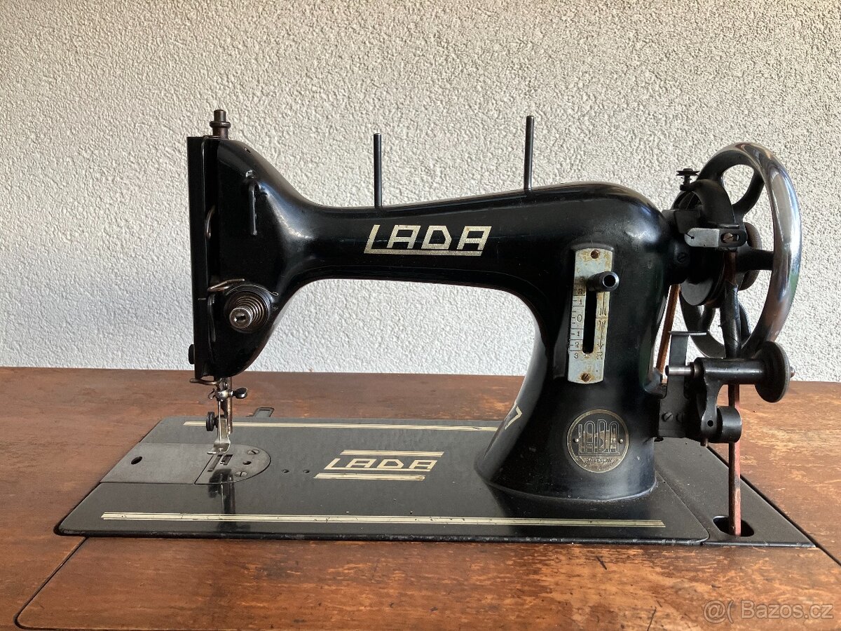 Šlapací šicí stroj - 3