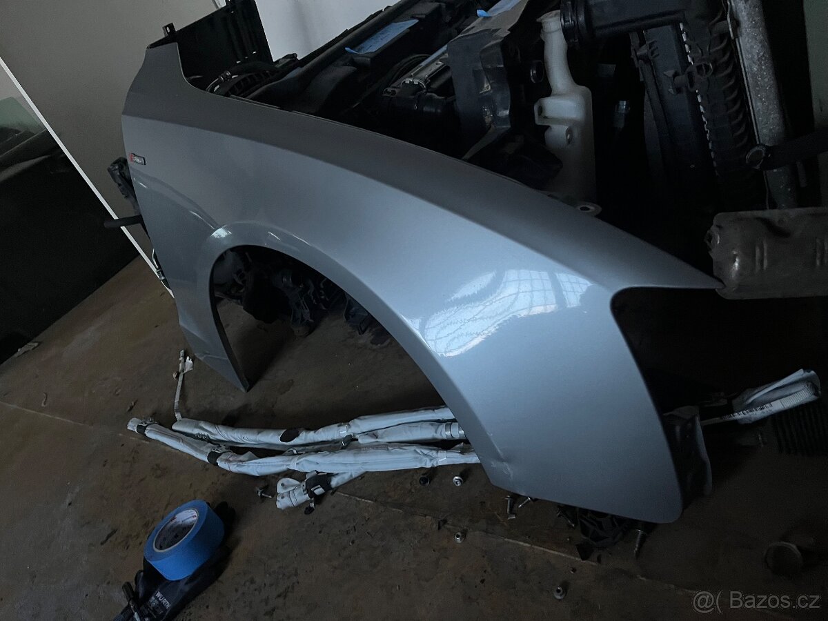 Audi A5 8T blatník - 3