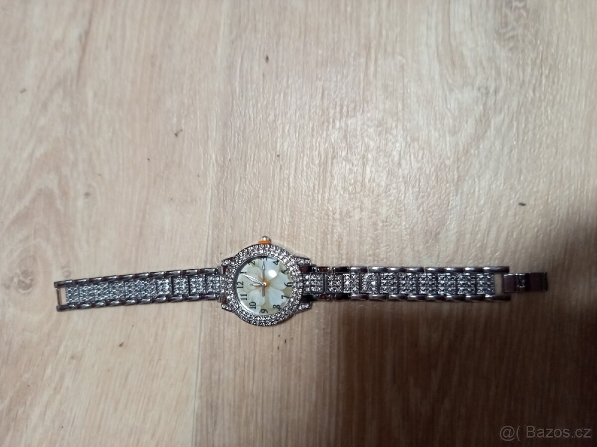 Elegantní dámské trypitive hodinky - 3