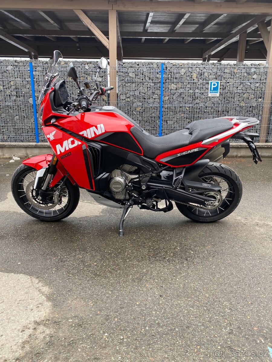 Moto Morini X-CAPE 1200 červená - 3