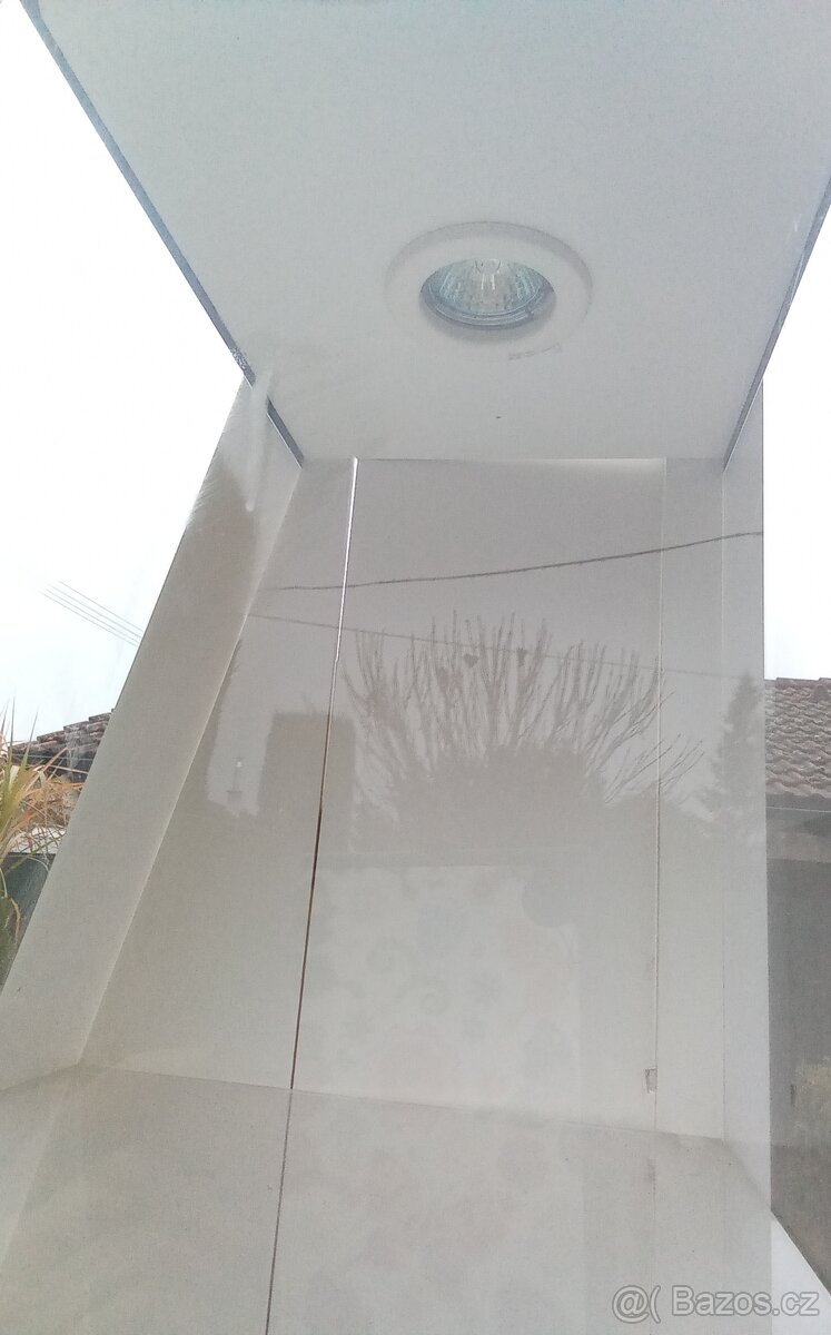 SKŘÍŇKA PLAST - 3