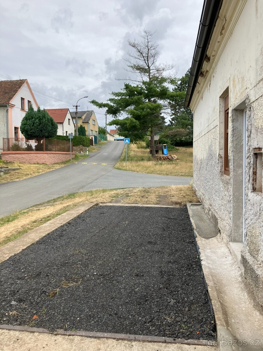 SKLADOVÝ PROSTOR - 3