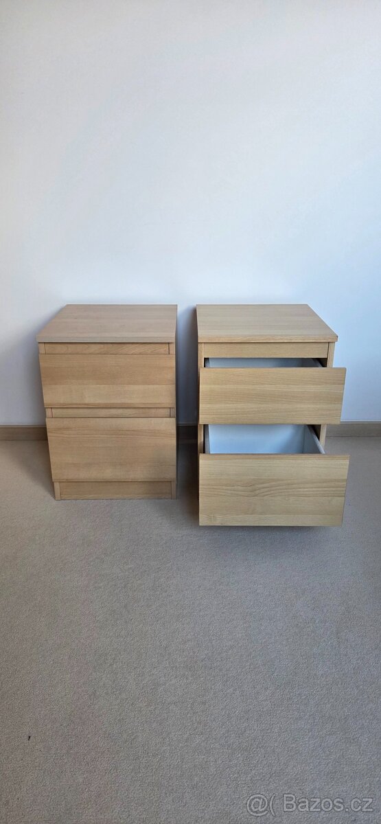 Noční stolek se zásuvkami - 3