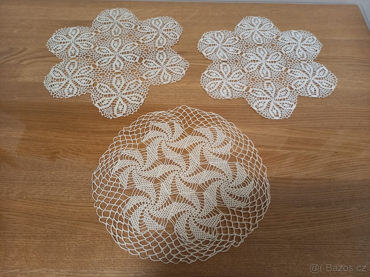 staré ručně háčkované dečky - 3