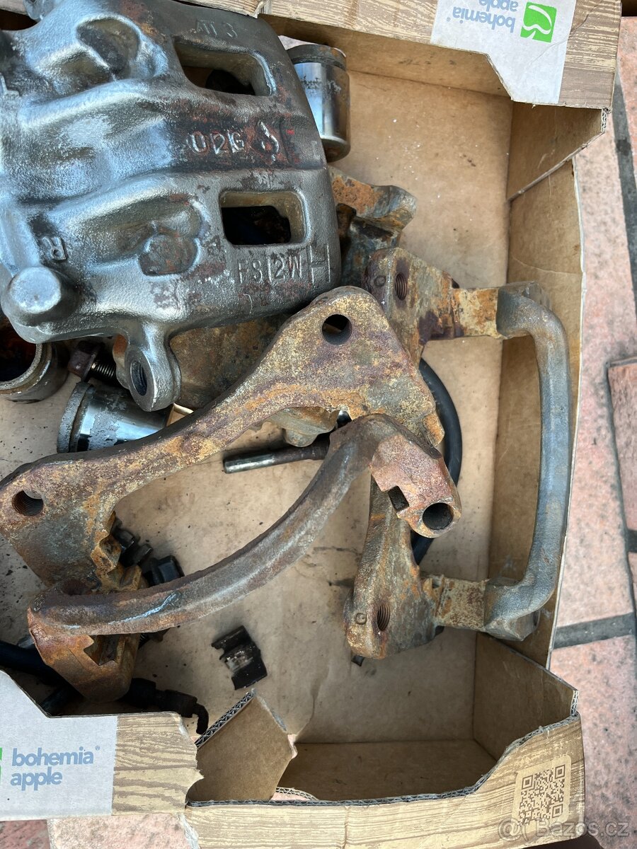 Brzdiče Mazda MPV - 3