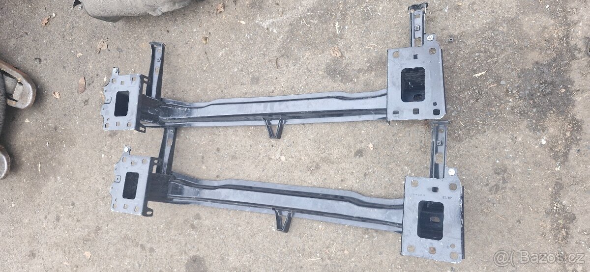 Vyztuha predniho narazniku skoda octavia IV 4 - 3