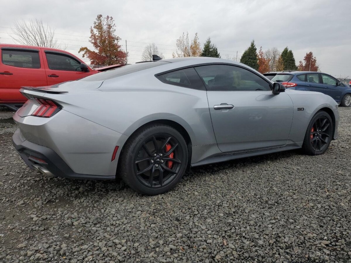 FORD MUSTANG GT 2024 - 3