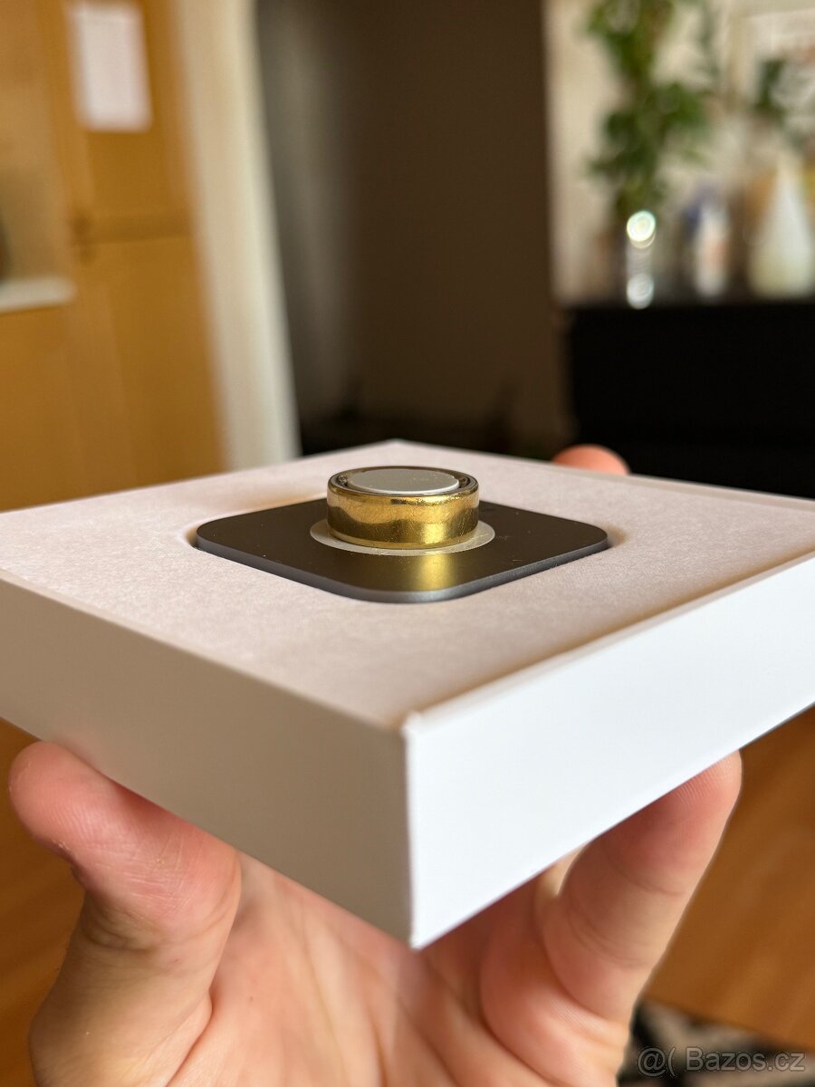 Oura Ring 4 Gold Size 7 - 3