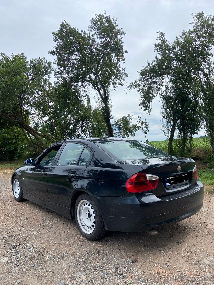 Bmw e90 318D M47 - 3