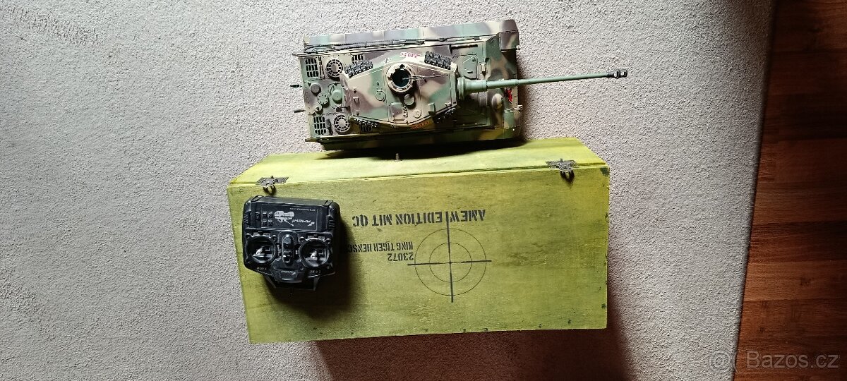 Model tanku Tiger II - 3