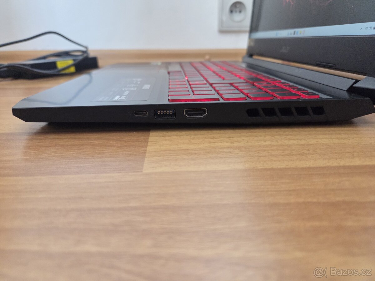 Acer Nitro 5 - 3